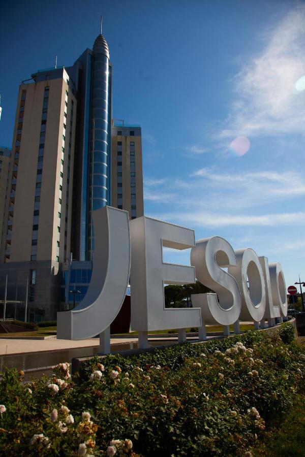 Semiramis Apartamento Lido di Jesolo Exterior foto